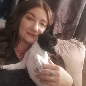 Meet your Posher, Cassie